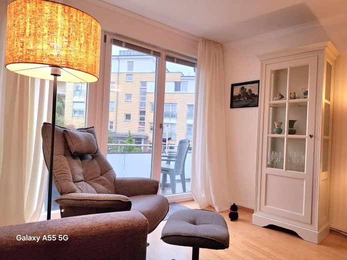 Wohnzimmer mit Lese-Ecke