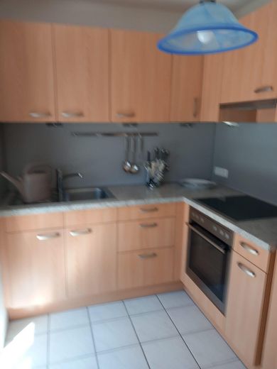Möbliertes 1-Zimmer Apartment mit Tiefgarage ab sofort an Nichtraucher Single ohne Haustier – Küche
