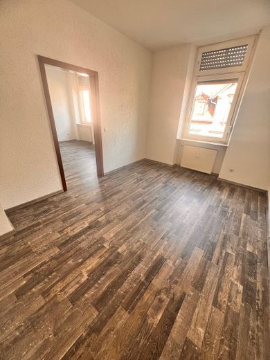 lichtdurchflutete 3 ZKB Wohnung nähe Stadtpark – Zimmer2