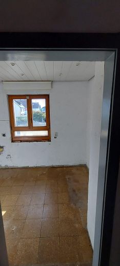 Hazır bir ev değil. Kendi EVİNİZİ yaratma fırsatı – Küche EG