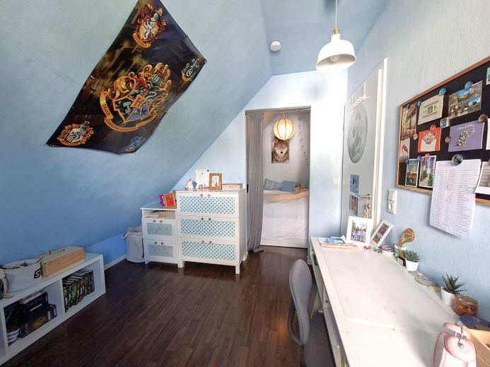 Schlafzimmer 4, DG