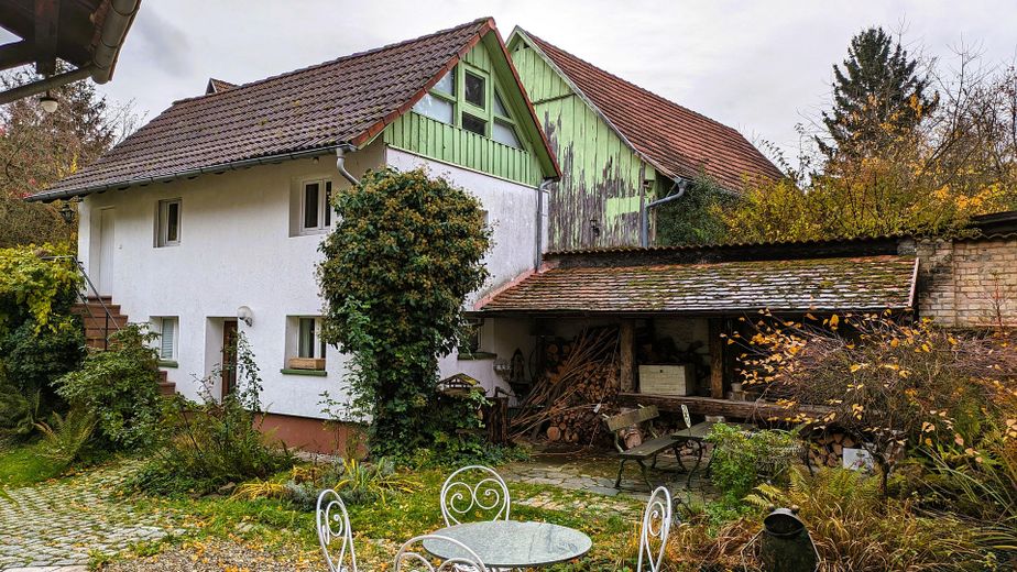 Życie, praca, rozwój – gospodarstwo pełne możliwości – Separates kleines Haus