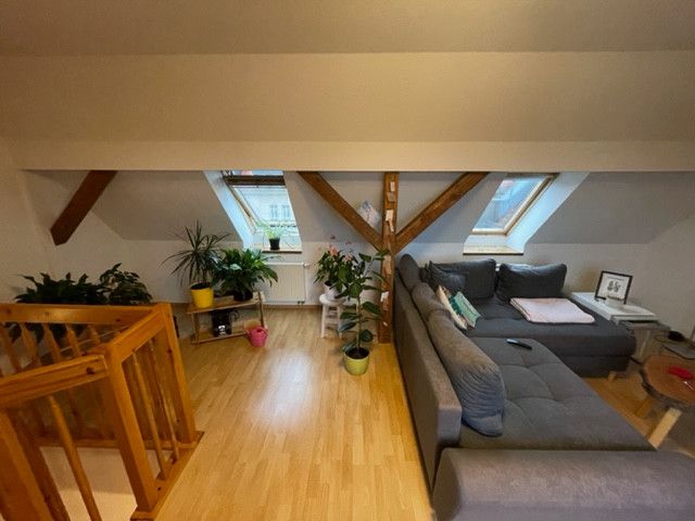 Großzügige Eigentumswohnung Maisonette - im Leipziger Südosten (Anger-Crottendorf) – Wohnzimmer im oberen Bereich