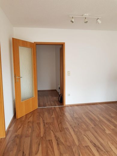 Senza provvigione: appartamento di 2 locali a Freising, balcone, garage sotterraneo, vasca da bagno, vicino al centro – Foto 4