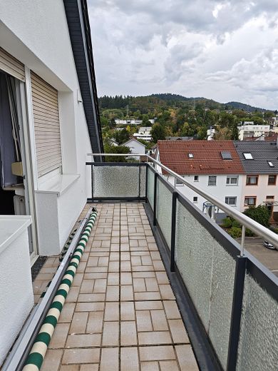 4-Zimmer Wohnung mit Garage, Balkon und Blick auf den Schwarzwald – Foto 15