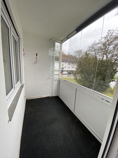 Helle 3 Zimmerwohnung – Balkon
