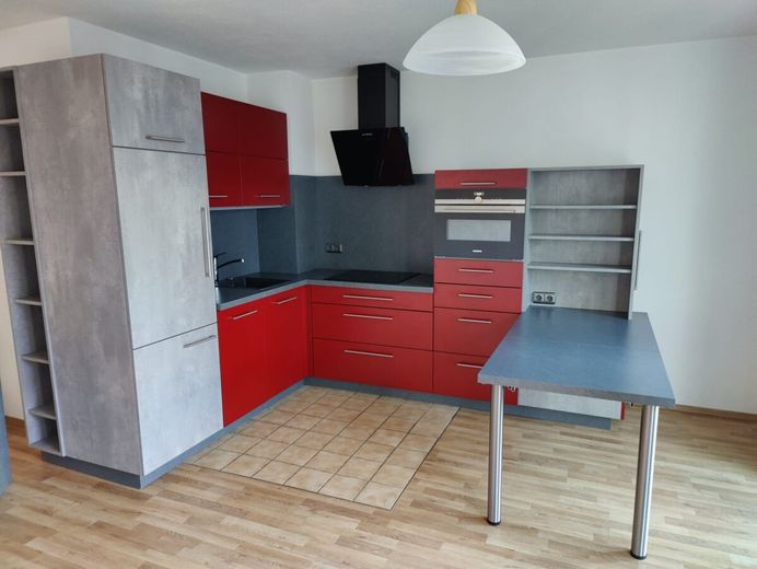 Wunderschöne 2-Zimmer-Wohnung in nördlicher Burgau – Küche