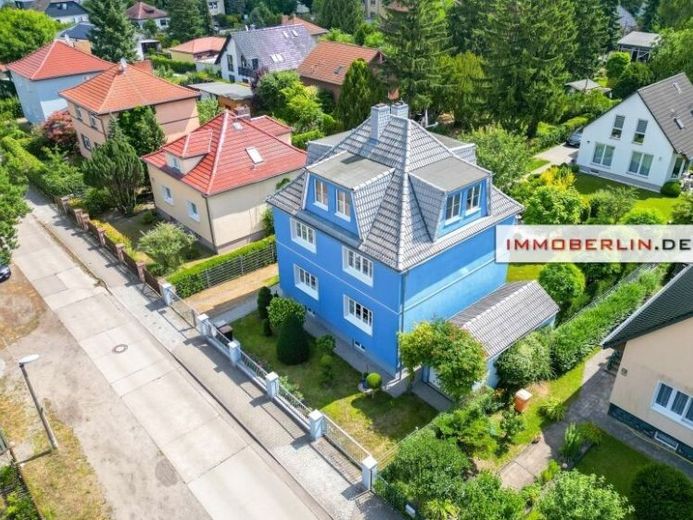 IMMOBERLIN.DE - Freistehend! Sehr gepflegtes Mehrfamilienhaus nahe BER & WISTA – Foto 1