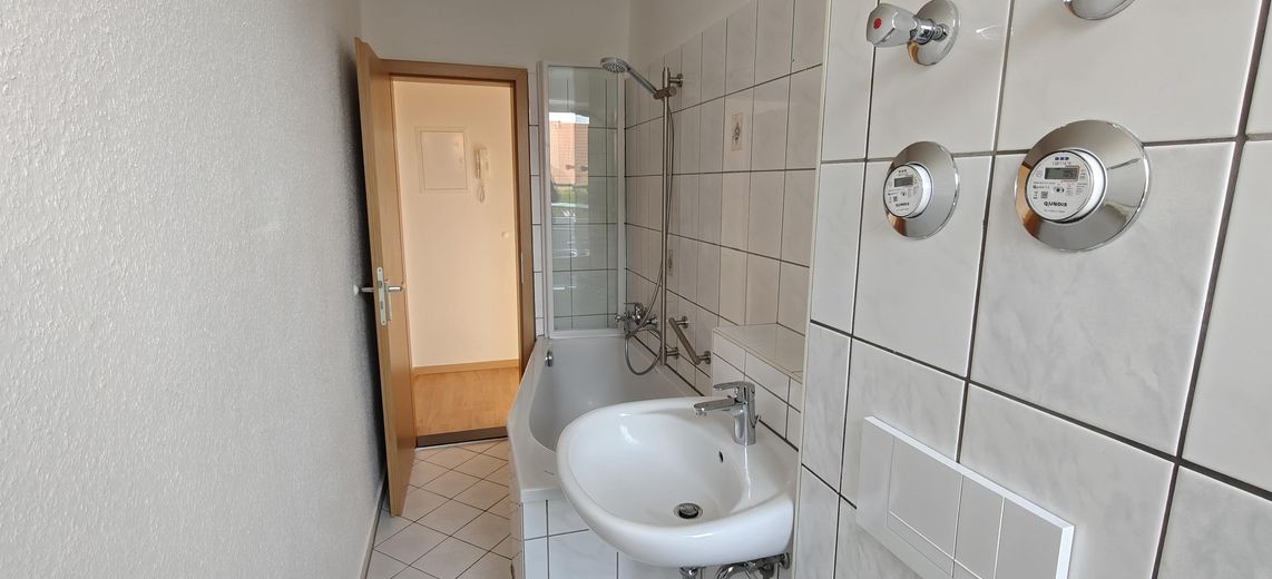 2-Raum-Wohnung in Röderau (Erstbezug nach umfassender Renovierung) – Bad