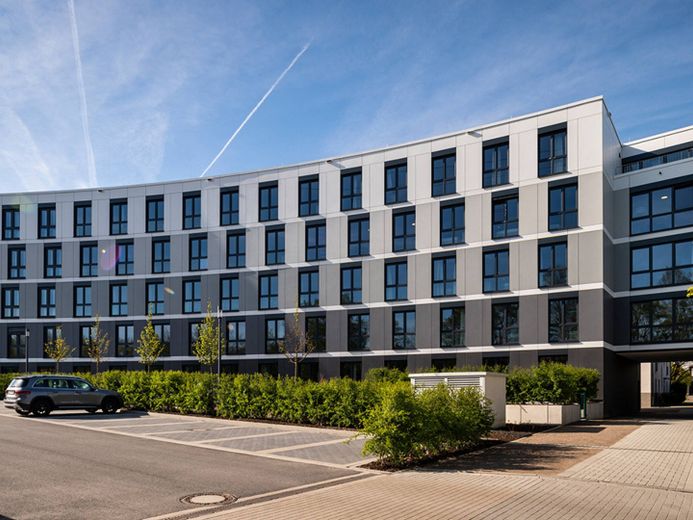 Möbliertes Standard-Apartment mit EBK, ALL-IN-MIETE, UVM. am Rheinufer – Außenansicht IV