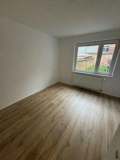 Erdgeschoßwohnung - Innenstadt - alles zu Fuß erreichbar - beste Wohnlage - worauf Warten? – 7 Zimmer