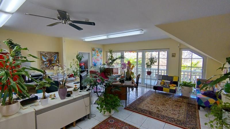Luxuriöses Wohn-/Geschäftshaus in einer der besten Lagen von Frankenthal (ca. 800m² Fläche) – Büro im Obergeschoss