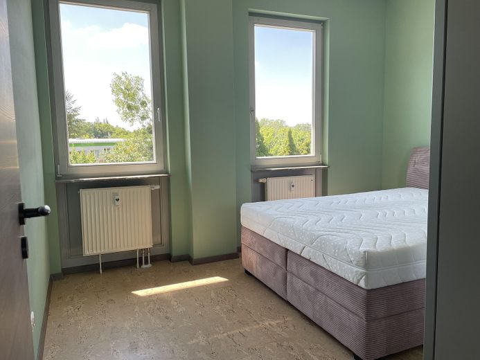 Helle möblierte Dreizimmerwohnung am Jungfernsee – Schlafzimmer