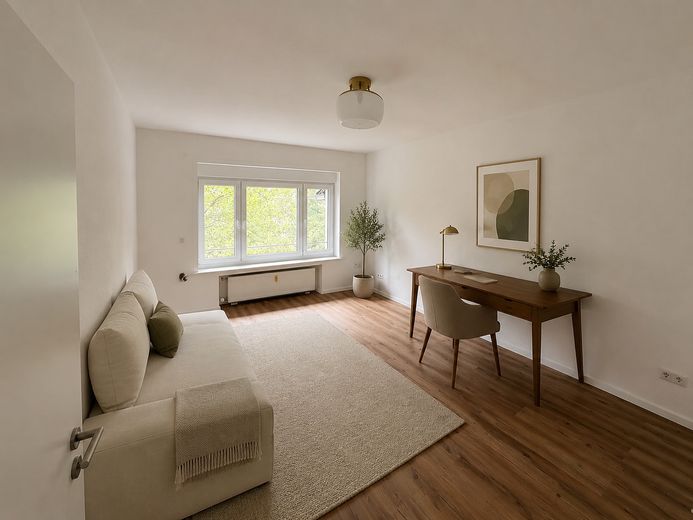 Erstbezug nach Sanierung | Helle 3-Zimmer-Wohnung mit Balkon und zusätzlichem Mansardenraum – Foto 11