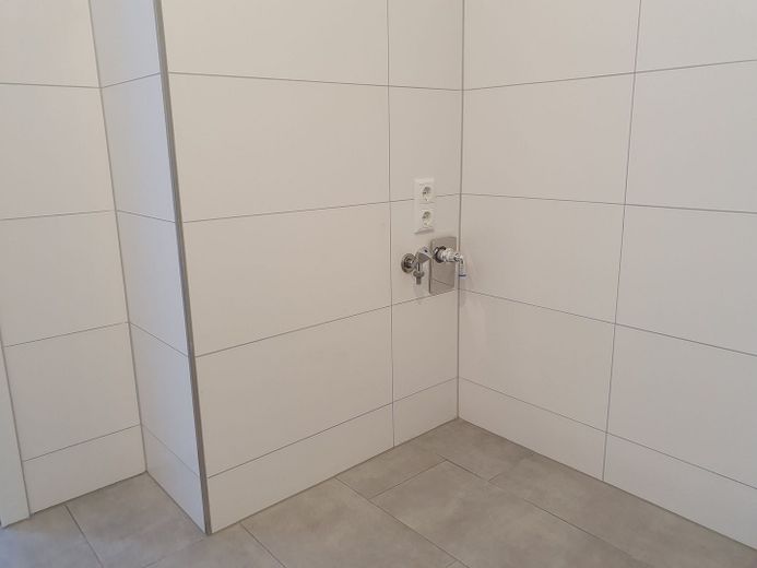 Waschmaschinenanschluss im Bad