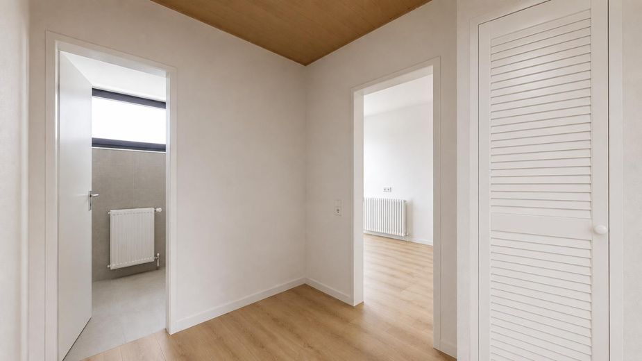 Volledig gerenoveerd 3-kamerappartement met loggia – Landstuhl – Foto 4
