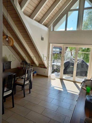 *** Charmante Maisonette-Dachgeschosswohnung mit Balkon + Garage + Außenstellplatz *** – Esszimmer Ansicht 1
