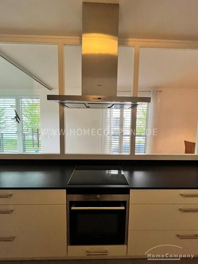 Appartement meublé de 3 pièces avec balcon, place de stationnement et cave individuelle à Schwabing – b67f824d3ed27916b49b24127f6902832cff9320.jpg