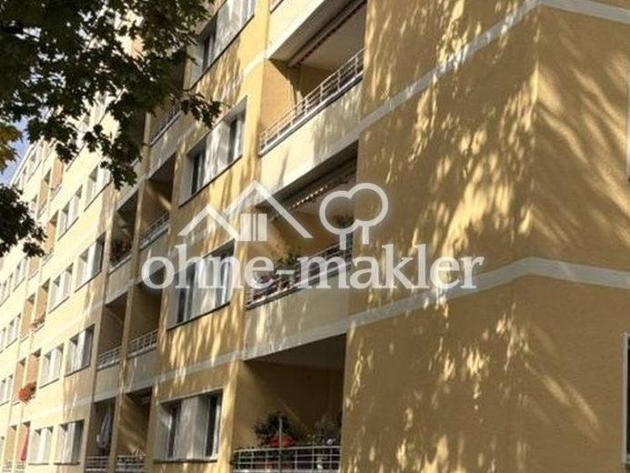 Luminoso apartamento de 3 habitaciones bien distribuido cerca de Bahnhofstr. en Lichtenrade – Foto 1