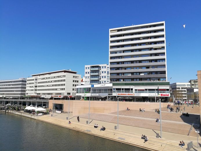 Exklusive-Top-Stadtwohnung über den Dächern von Saarbrücken – Wohnlage-2