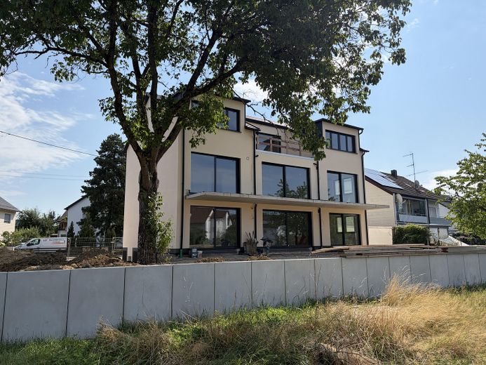 Yeni yapı: Schwäbisch Gmünd'de 3 ayrı daireli 3 ailelik ev – Foto 6