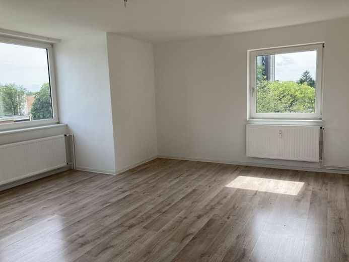 Wohlfühlwohnung mit Badewanne und viel Tageslicht – फोटो 1