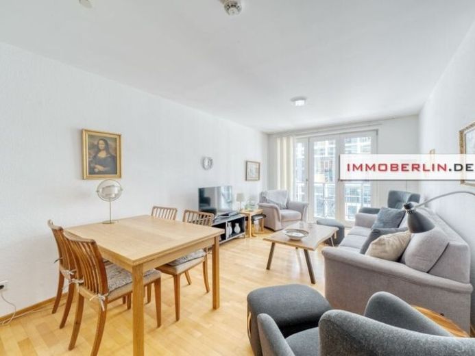 IMMOBERLIN.DE - Sympathische Wohnung mit Balkon & Concierge in zentraler Ruhelage – Foto 1