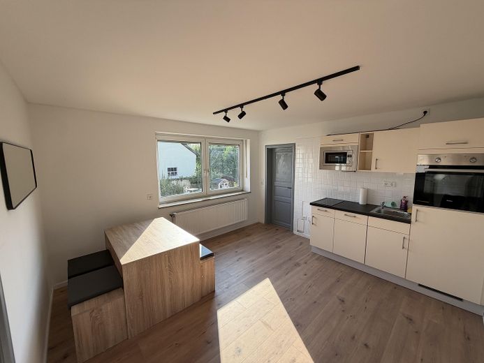 Appartamento ristrutturato e arredato di 3 locali a Ingolstadt-Hagau - 75 m2 – Foto 21