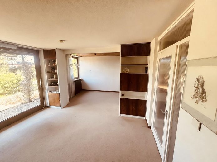 Bungalow w Reinbeku na końcu ślepej uliczki – Wohn-/Esszimmer