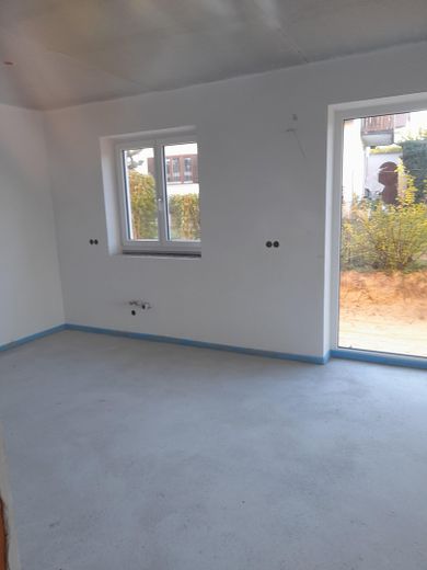 Moderne DHH im LK Dachau: Barrierefrei, Wärmepumpe, Garten & Home-Office-Büro – Küchenbereich EG