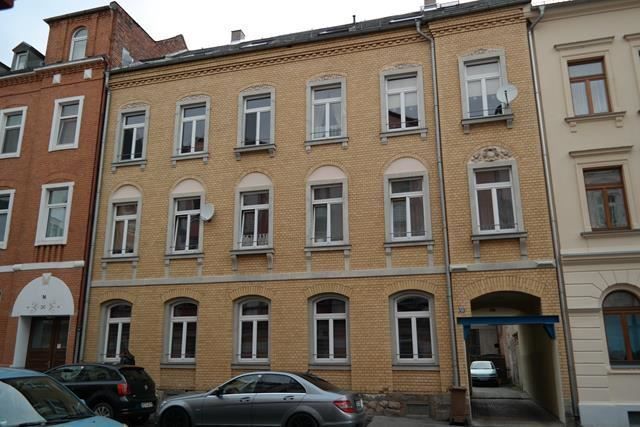 Gemütliche DG 2-Zi. mit Laminat, Kamin und EBK in zentraler Lage! SP mgl. – SAM_7722