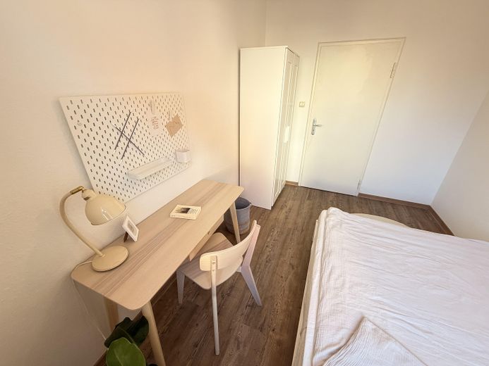 Furnished shared apartment room near Wertach & line 4 – Foto 5
