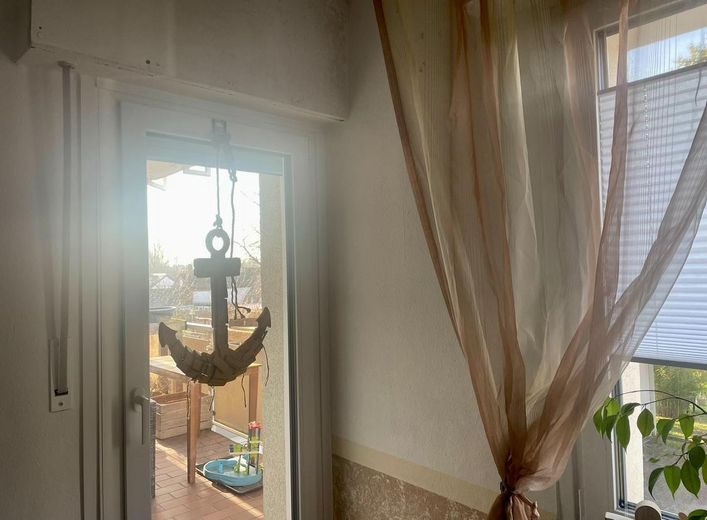 Wohnzimmer Ausgang Balkon