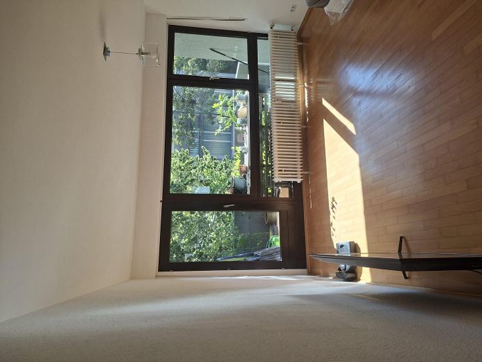 Schöne helle Appartementwohnung, Zentrumsnah – Wohnzimmer
