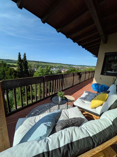 Casa unifamiliare modernizzata in una posizione naturale da sogno – vista libera – Ausblick Balkon