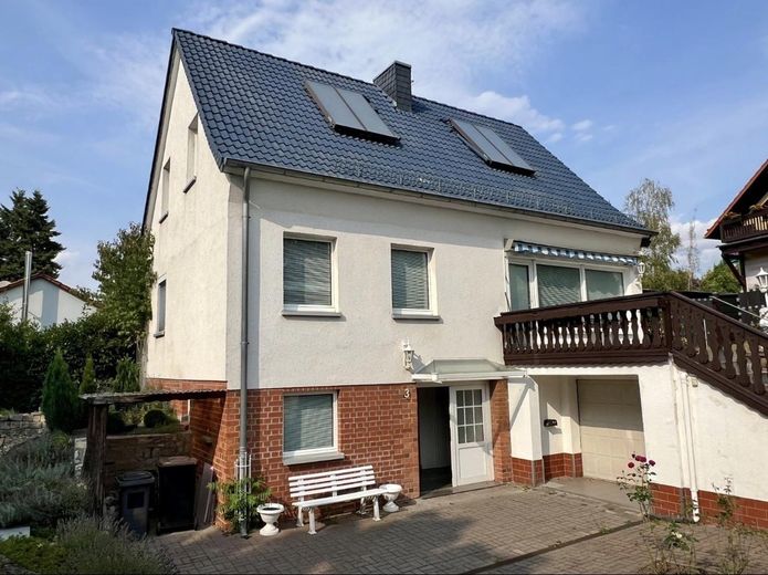 freistehendes Einfamilienhaus mit Garten, Pool, Sauna & Solarthermie – Foto 3