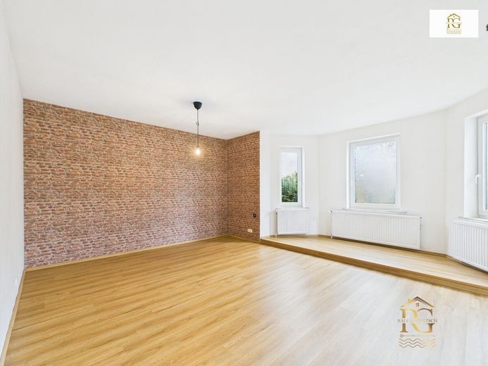 großes Wohnzimmer