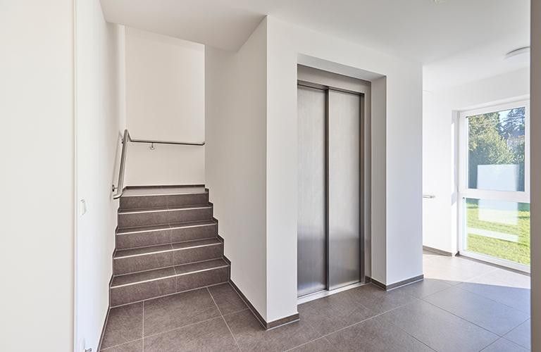 W8 Obergeschoss | 3 Zimmer | 87,36 qm in Krumbach (W8) – Aufzug