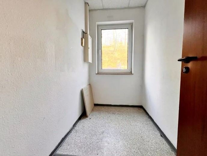 Großzügige Laden-/Büroeinheit in Jahnsdorf! – Screenshot 2026-05-13 121548