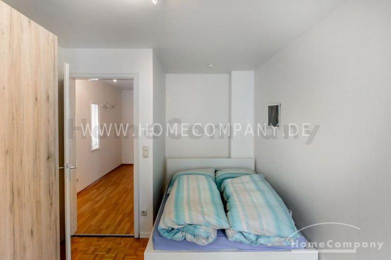 ***Attraktive, frisch renovierte und neu möblierte 2-Zimmer-Wohnung mit Balkon in München-Neuhausen – d89841f4d24eb5df63e6aa504fd2c5519f7d36a0.jpg