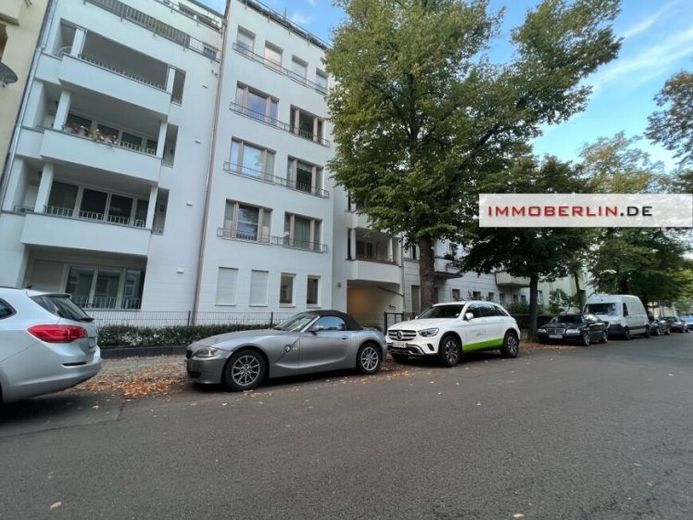 IMMOBERLIN.DE - Komfortowe mieszkanie w domu KfW-55 z balkonem i loggią przy centrum miejscowości, blisko WISTA – Photo 1