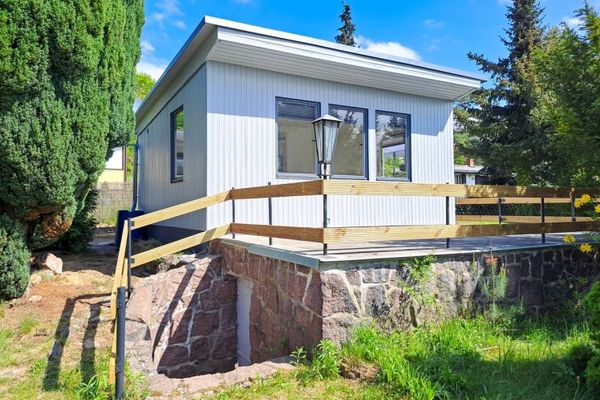 *Top oasis de descanso en altitud de Weinböhla*380m² parcela* bungalow*2 hab.*ducha-WC* *sin comisión*