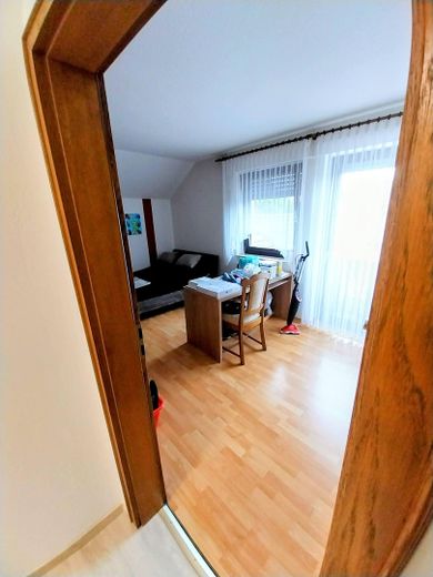 Schlafzimmer 2 /3 OG