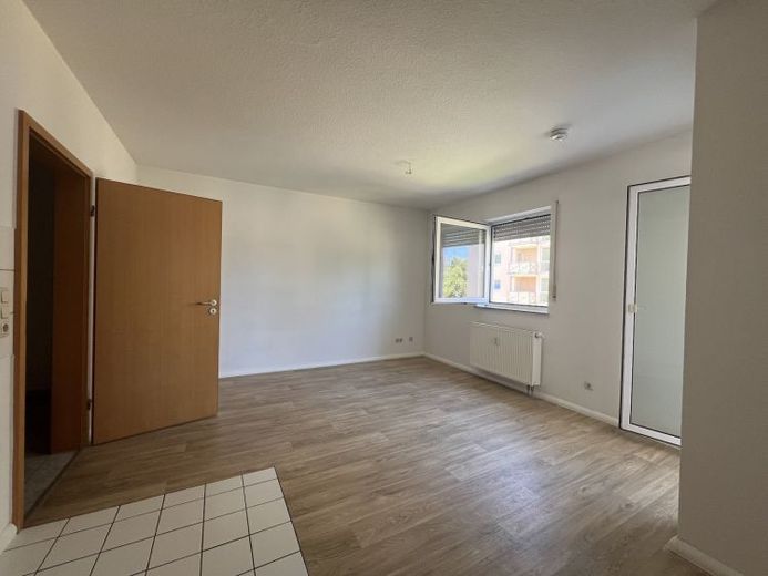 Małe mieszkanie dla singla z balkonem – Foto 1