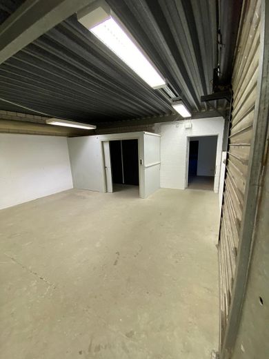 Lager-/Produktionsfläche mit Büro in Wuppertal-Vohwinkel – Halle - Abstellraum