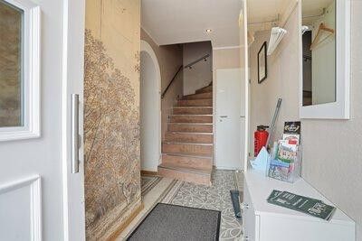 Familienurlaub nahe Greetsiel & Nordsee – 3 Schlafzimmer im historischen Burghaus – फोटो 11