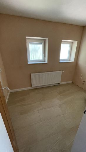 Stilvoll renoviertes Landhaus mit großzügigen Räumen – Gästeküche OG