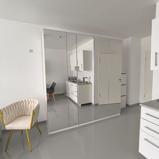 Mehrfamilienhaus in Halle (Saale) mit ca. 6,9 % Rendite, provisionsfrei, ca. 595.000 € Jahresmiete – Foto 1