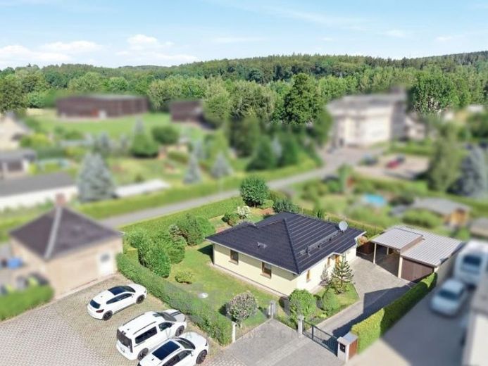 schöner Bungalow in Chemnitz-Grüna mit Terrasse – फोटो 1