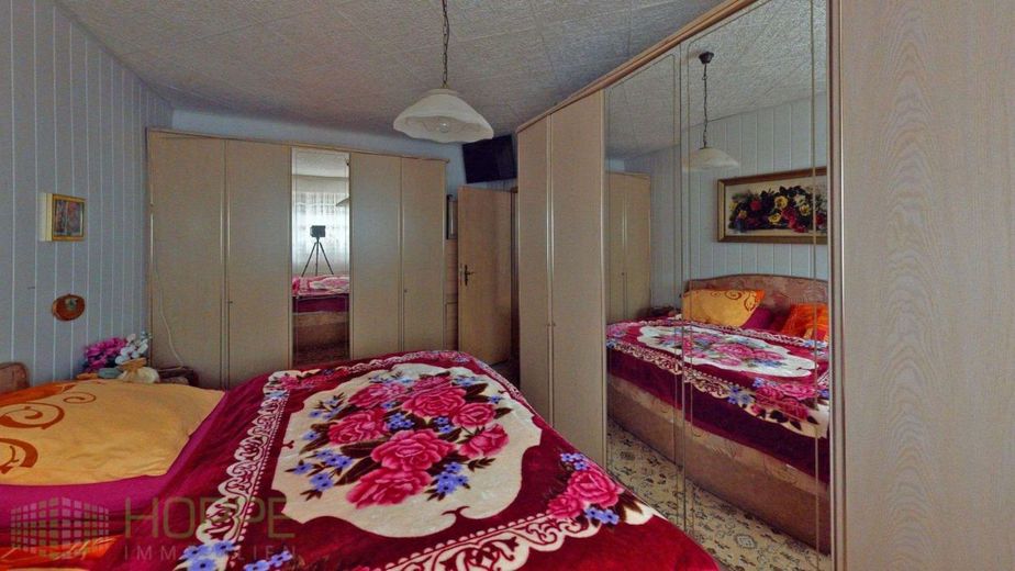 Sernow - Handwerkerobjekt auf schönem Grundstück – Schlafzimmer Bild 2